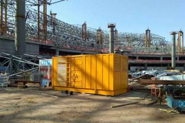 市北发电机出租如何判断空气滤清器是否需要更换？